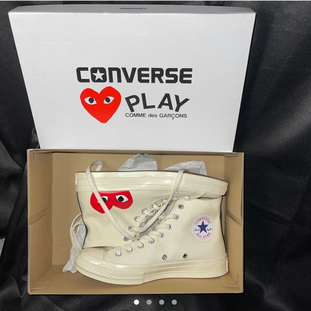 White Comme des garçons with red heart
